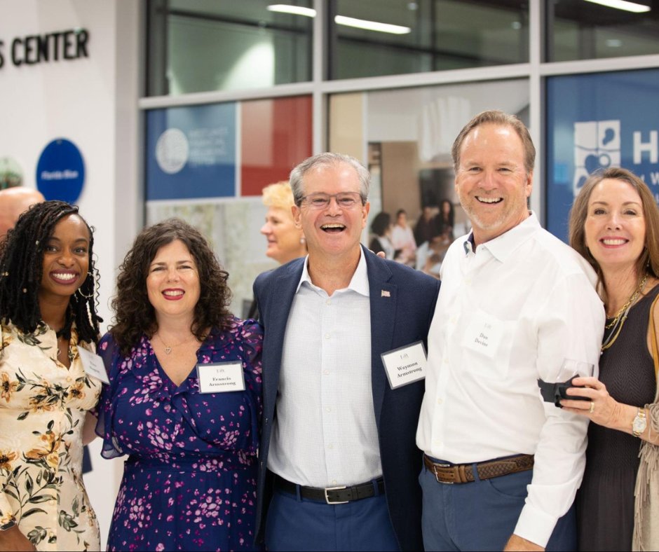 LiftOrlando's tweet photo. Be a part of the story! ✨

The year is wrapping up, but you can make a difference in 2023.

Your support plays a critical role in uplifting Orlando. Join us in coming alongside the amazing residents of West Lakes and partners.

#UpliftOrlando
https://t.co/0Nhl6ooAA5 https://t.co/EuJzOdqPIo
