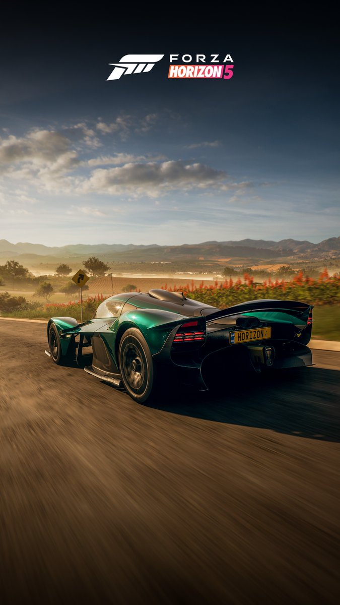 ForzaHorizon's tweet photo. Should auld wallpapers be forgot, and never brought to mind? https://t.co/xWUGSxRDLz