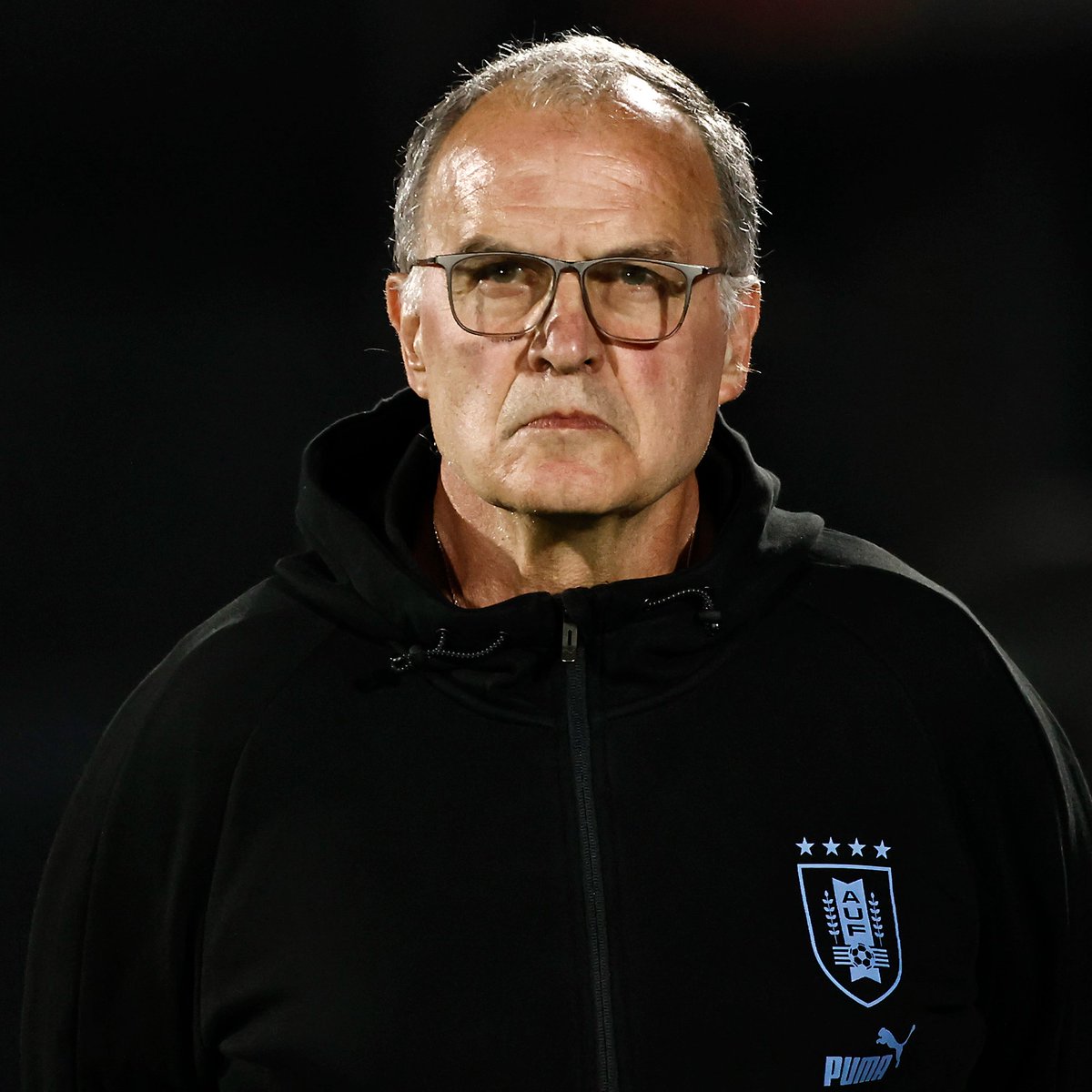VSportsTM's tweet photo. "Acepten la injusticia, traguen el veneno, que todo se equilibra al final".

✍️ Marcelo Bielsa. https://t.co/ah3maX50ZD
