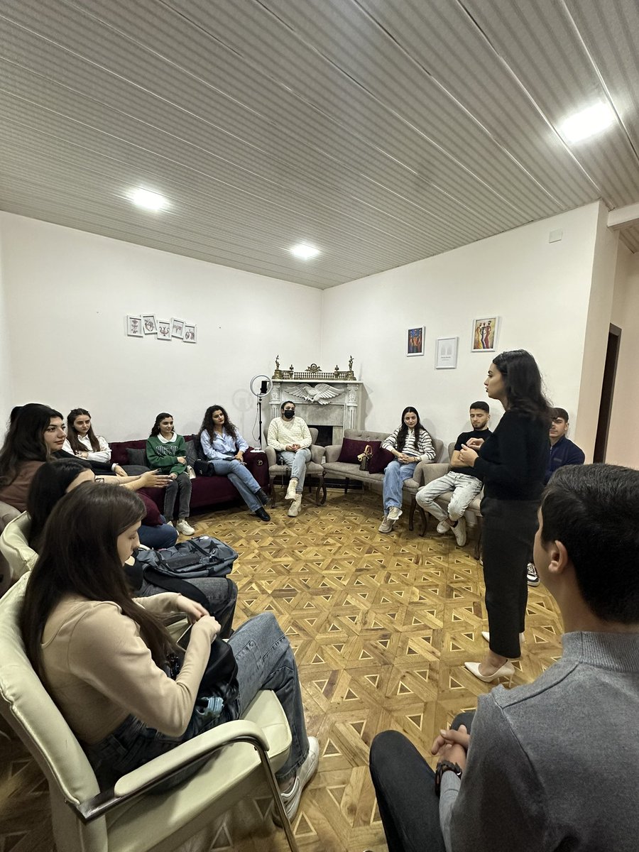 “Davam” Gənclər Hərəkatının Azərbaycan Universiteti üzrə koordinatorluğu və Demet Bozok Psixologiya Mərkəzinin birgə təşkilatçılığı ilə “Özümə doğru addım-addım” adlı layihə davam edir.

#davam2023 #davamgenclerherekati