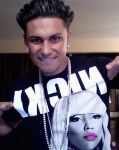 gusfenty's tweet photo. pauly d being a barb >>> https://t.co/dhIDfne9zj