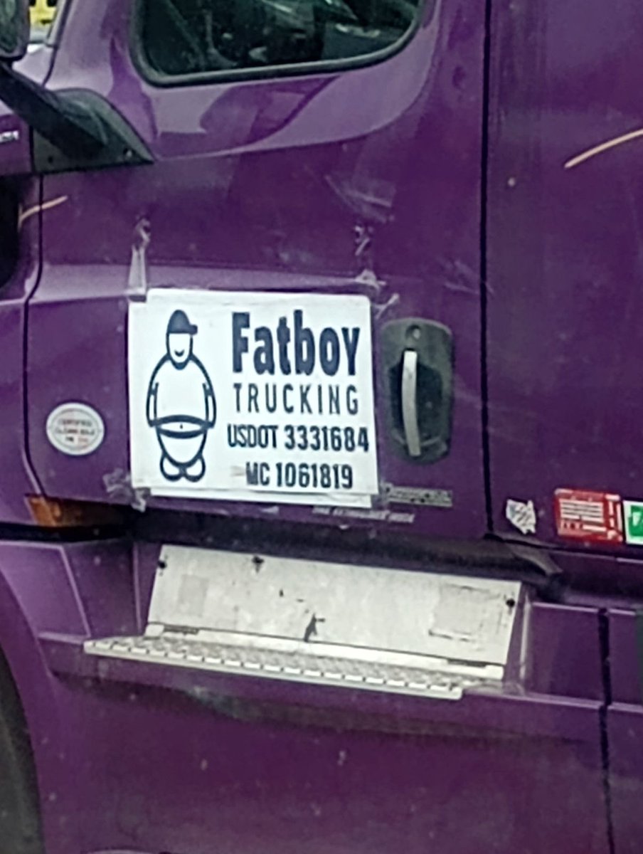DirtyOlTrucker's tweet photo. Well that’s…. different. Whats the strangest company name you’ve seen?
#thedirtyoldtrucker #trucking #TruckingIndustry #truckinglifestyle #weirdnames #weirdcompanynames https://t.co/72SrHmQxhp