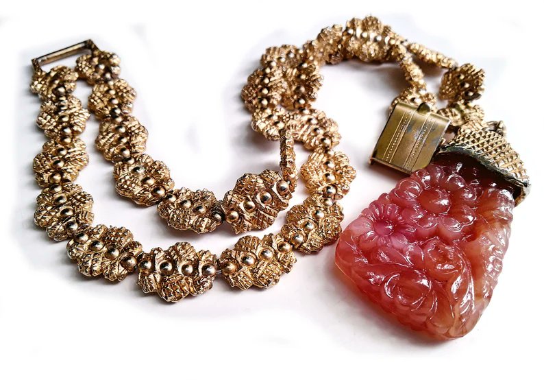 renaissancefai's tweet photo. Floral Molded Glass Pendant Bracelet, Carnelian/Raspberry Color, Gold Tone, Fancy Detailed Double Strand Chain, Vintage https://t.co/rxN0XqBR8E #pendantBracelet #Fob #bracelet #vintage #glass #carved #molded #carneliancolor #raspberrycolor #pink #peach #goldTone #flora https://t.co/jMItiVmzPy