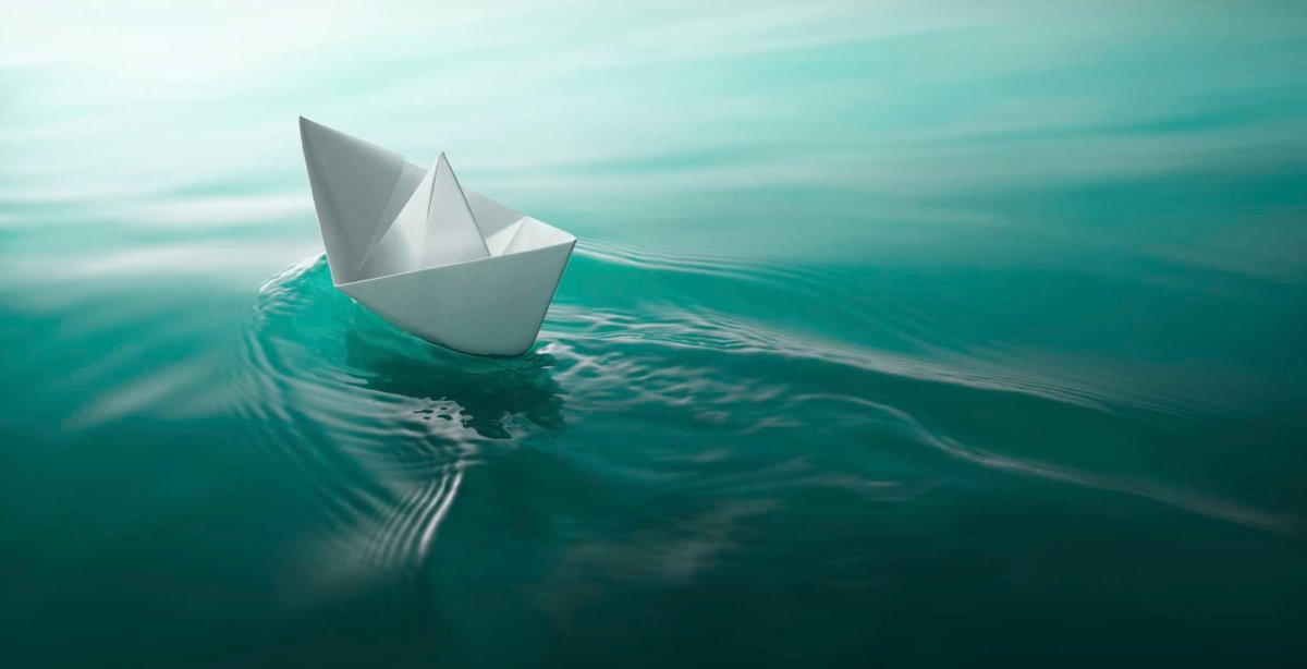 laquiti's tweet photo. 🎶Cuando el canal era 1 río,
cuando el estanque era el mar y navegar
era jugar con el viento,
era 1 sonrisa a tiempo fugándose feliz, d país en país,
entre la escuela y mi casa....
Después el tiempo pasa
y te olvidas d aquel barquito d papel🎶
#JoanManuelSerrat #BarquitoDePapel https://t.co/ODVFM3Vww9