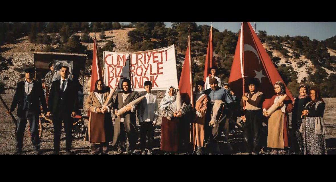 🎥 <a href="/tcmeb/">Millî Eğitim Bakanlığı</a> tarafından düzenlenen “100. Yıl ve Eğitim” Temalı İller Arası Kısa Film Yarışması’nda,

“UNUTULMAZ” 

adlı kısa filmimiz
TÜRKİYE 🥇si oldu.🏆

Kısa filmimizi YouTube linkinden izleyebilirsiniz.
👇
youtube.com/watch?v=BafJmu…

<a href="/Yusuf__Tekin/">Yusuf Tekin</a> 
<a href="/ahpehlivan53/">Ali Hamza Pehlivan</a> 
<a href="/fazilet_durmus/">Fazilet Öğretmen 🇹🇷</a>