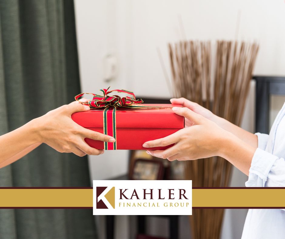 Explore your money scripts to help you find joy instead of stress in holiday gift-giving
kahlerfinancial.com/financial-awak…

#gifts #giving #joy #money #moneyscripts