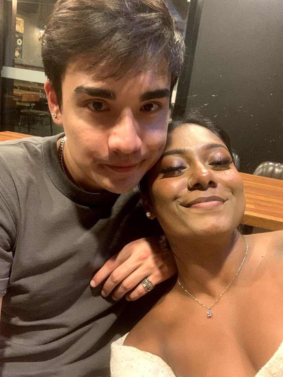 Felicity Pepper West tweet media