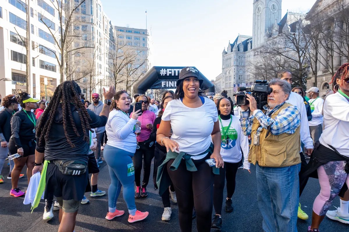 DCMOCA's tweet photo. 🏃‍♀️🏃‍♂️ Lace up your running shoes, DC! 

Kick off the New Year with @MayorBowser at the Fresh Start 5k on Jan 1st! 🌈 Let's run together, embrace the energy, and make every step count! 

🌟 Who's joining for this empowering journey? 

➡️ Register Here: https://t.co/hhNRk9Gjrw https://t.co/omSZMUpGAw