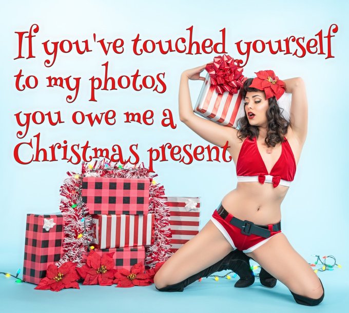 Watch Joanie Brosas ✈️ SDCC #814's leaked NSFW photo on TwXstars