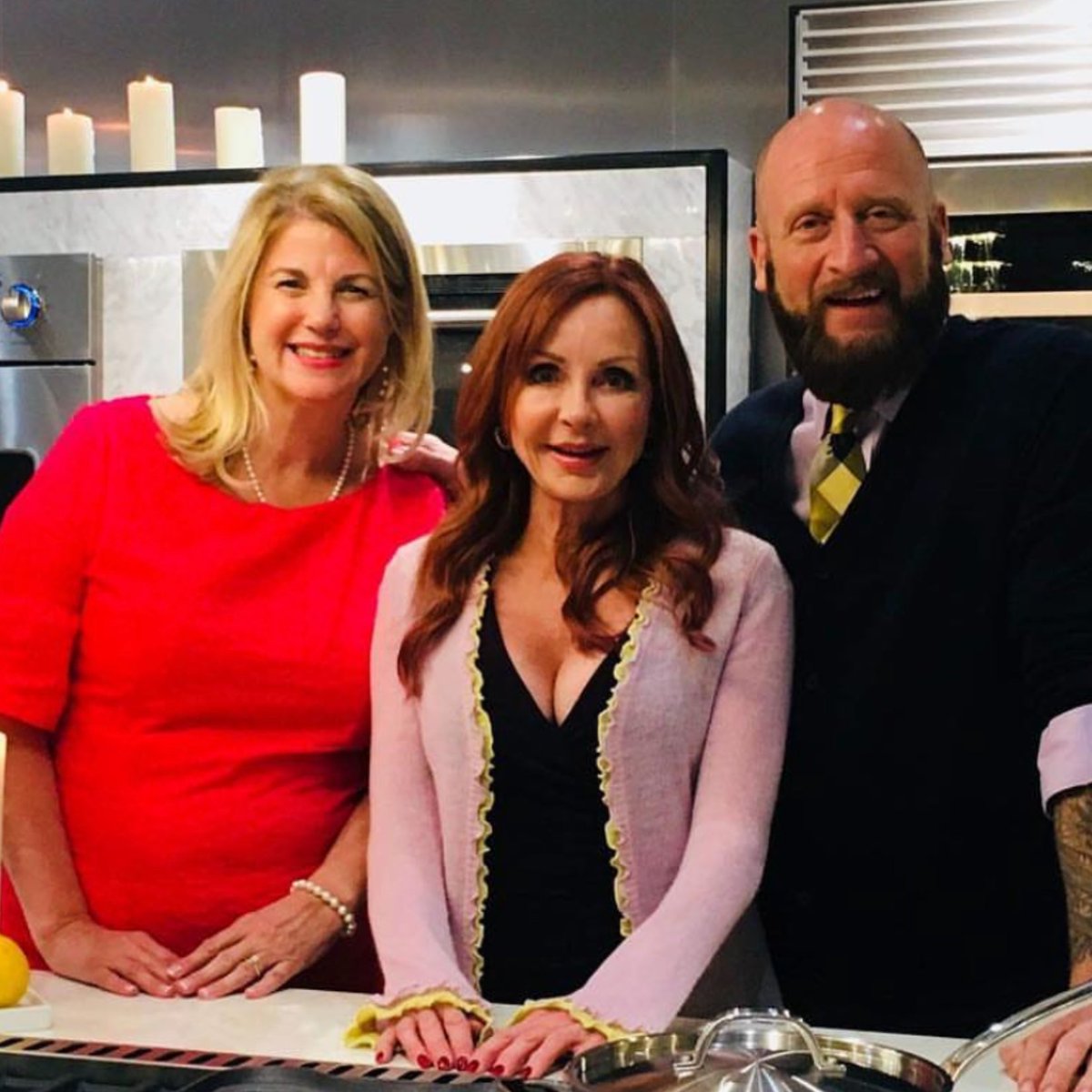 TheKITCHENchat's tweet photo. Remembering when Nurse Bobbi came from @generalhospitalabc  to heal our souls on Kitchen Chat! https://t.co/Iyi1PJP2zu