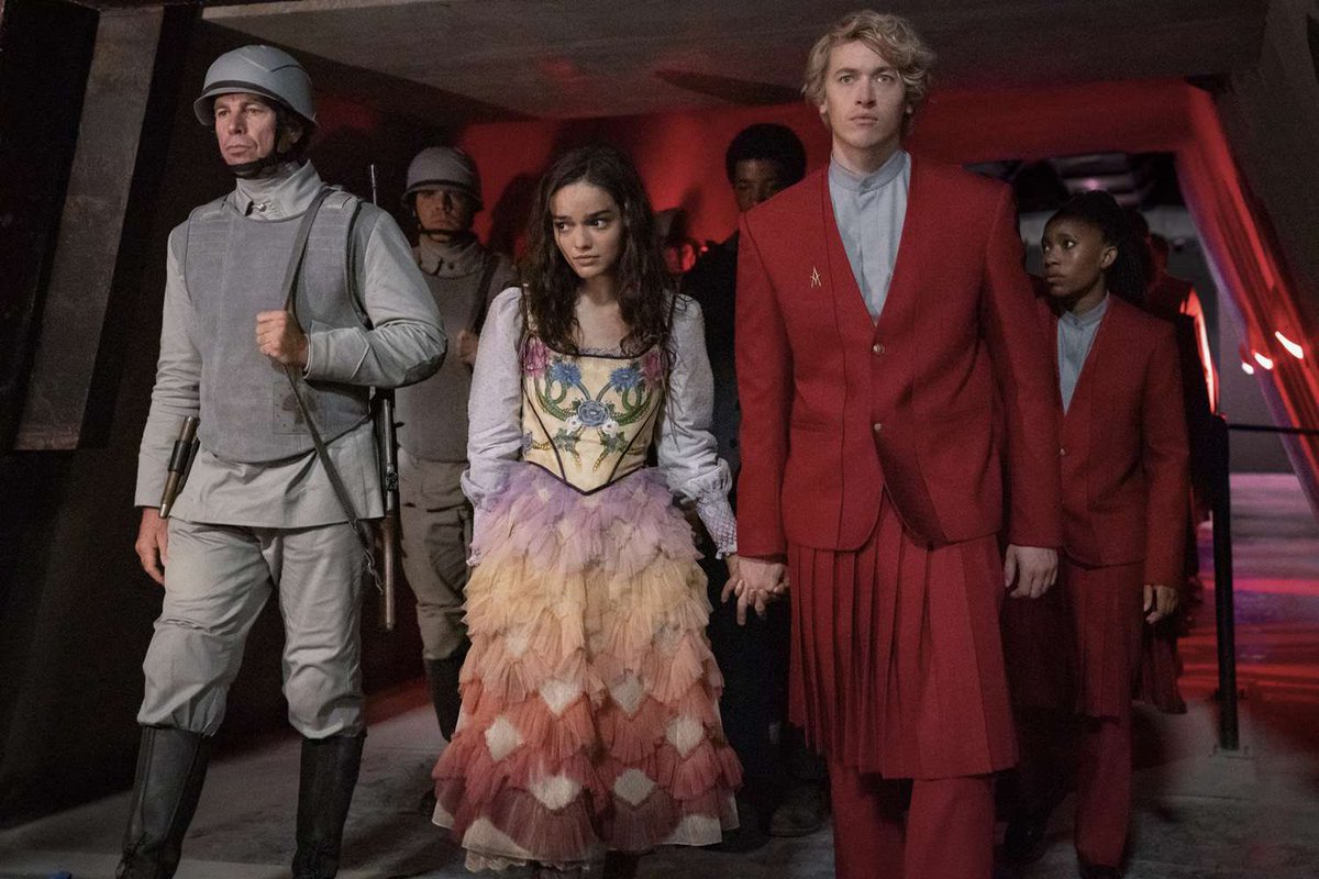 The Hunger Games: Ballad of Songbirds &amp; Snakes is actually the most aesthetically antiblack film of the entire series. And it’s done intentionally by Suzanne Collins and the filmmakers.

The white imagination will always create what it desires — Slavery. 

**Spoilers**