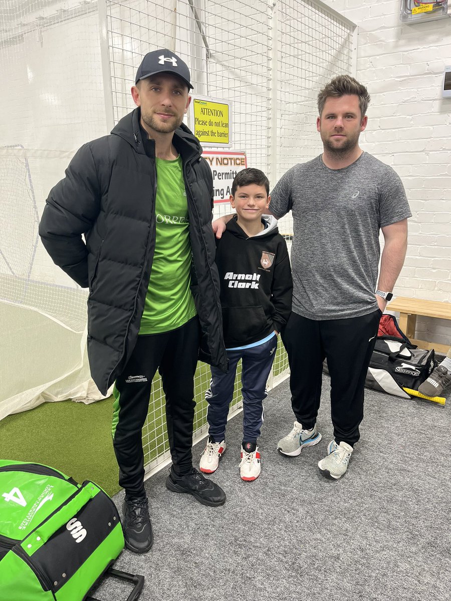 Thank you <a href="/PatrickAshling/">Patrick Ashling</a> and @MikeFinan4 for a fab holiday club session at <a href="/Total_Cricket/">Total Cricket</a> today. Shaun loved it. 🏏