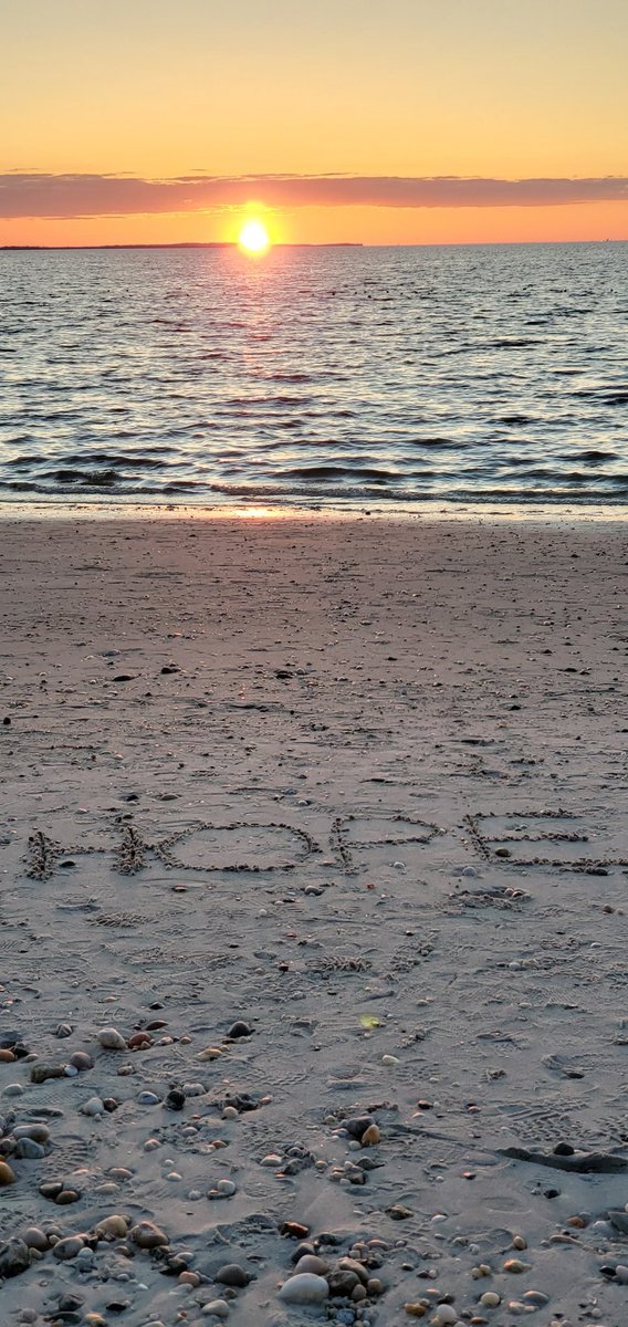 bowerygirl's tweet photo. We could all use a little hope

📸 mine https://t.co/h19vxxbJ1R