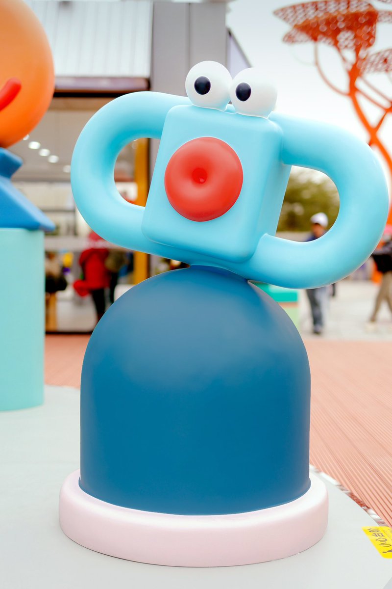 I teamed up with Lexus to make this installation in Shenzen. #lexusRZ