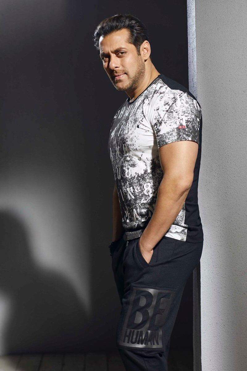 BeingSmithVashi's tweet photo. Happy Birthday to the OG
@BeingSalmanKhan https://t.co/jxhawKNM8o