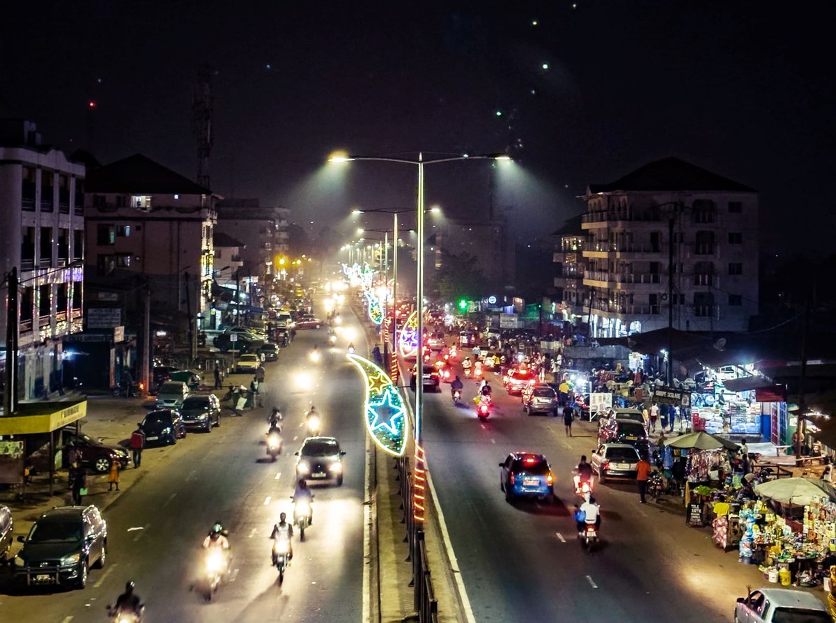 AfricaFactsZone's tweet photo. Conakry, Guinea 🇬🇳 at night. https://t.co/gQPegE4HRd