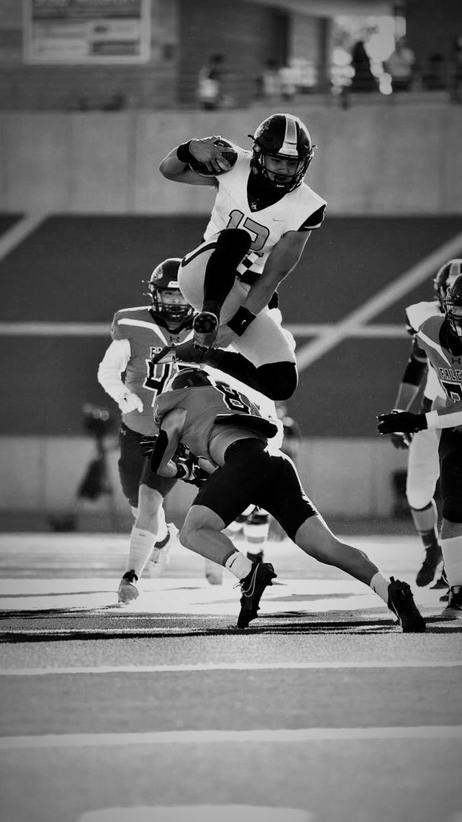 Congratulations to QB1 on being named the All-City Overall MVP!

One of the best to ever play with Sarge on his helmet 💯

#GOTROOP #FAETW