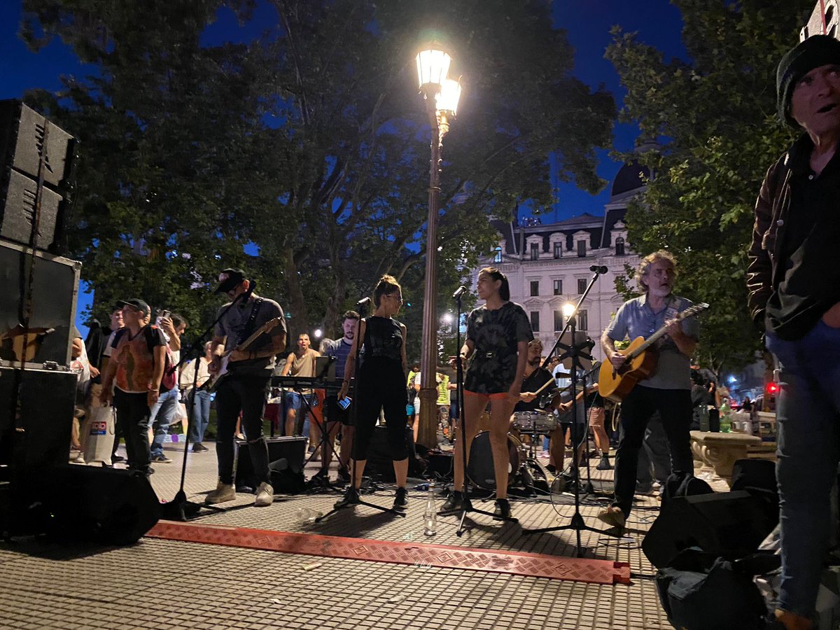 Red Solidaria tweet media