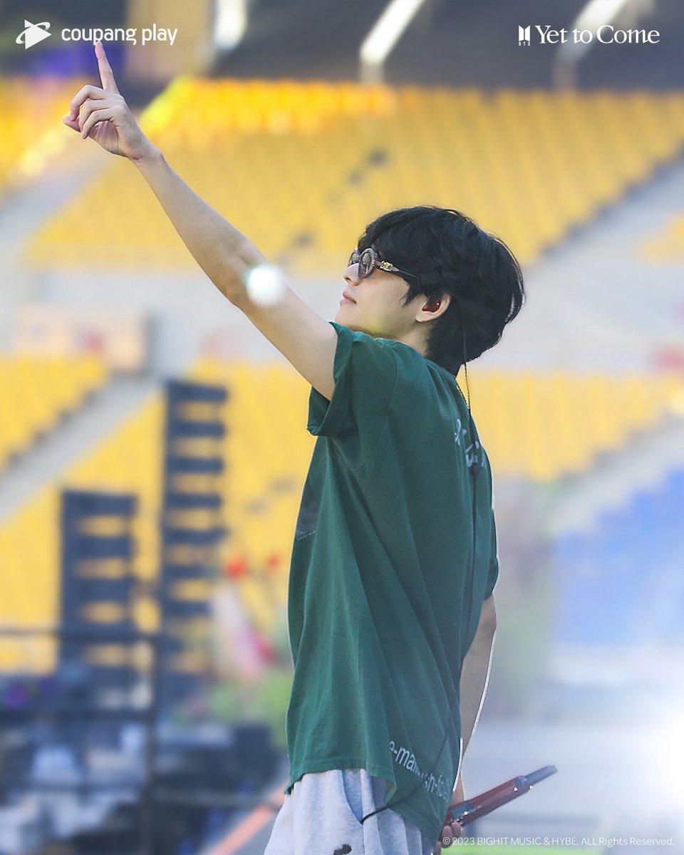 titittwu's tweet photo. Taehyung gana en los TVING Awards 2023! Por su actuación en “You Quiz on The Block” &amp; “Jinny's Kitchen” 💗

🏆Scene Stealer of the Year
🏆Healing of the Year 
🏆Content of the Year

CONGRATULATIONS TAEHYUNG 
V TRIPLE CROWN WIN
#TaehyungxTVINGAwards https://t.co/ep9vgr0vGT