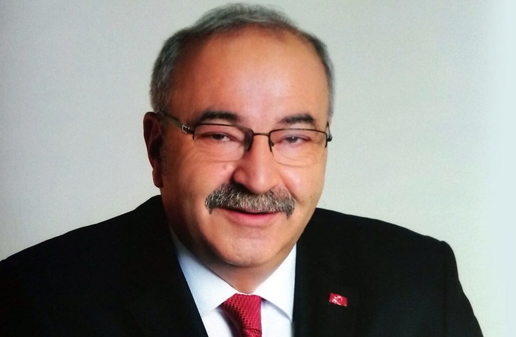 FatihGman's tweet photo. Tedavi gördüğü hastanede hayatını kaybeden Sarıkamış Belediye Başkanımız Harun Hayali’ye Allah’tan rahmet; Milliyetçi Hareket Partisi’ne, ailesine ve yakınlarına başsağlığı ve sabırlar diliyorum.

Mekanı cennet, makamı alî olsun. https://t.co/JrC8LT9RFi