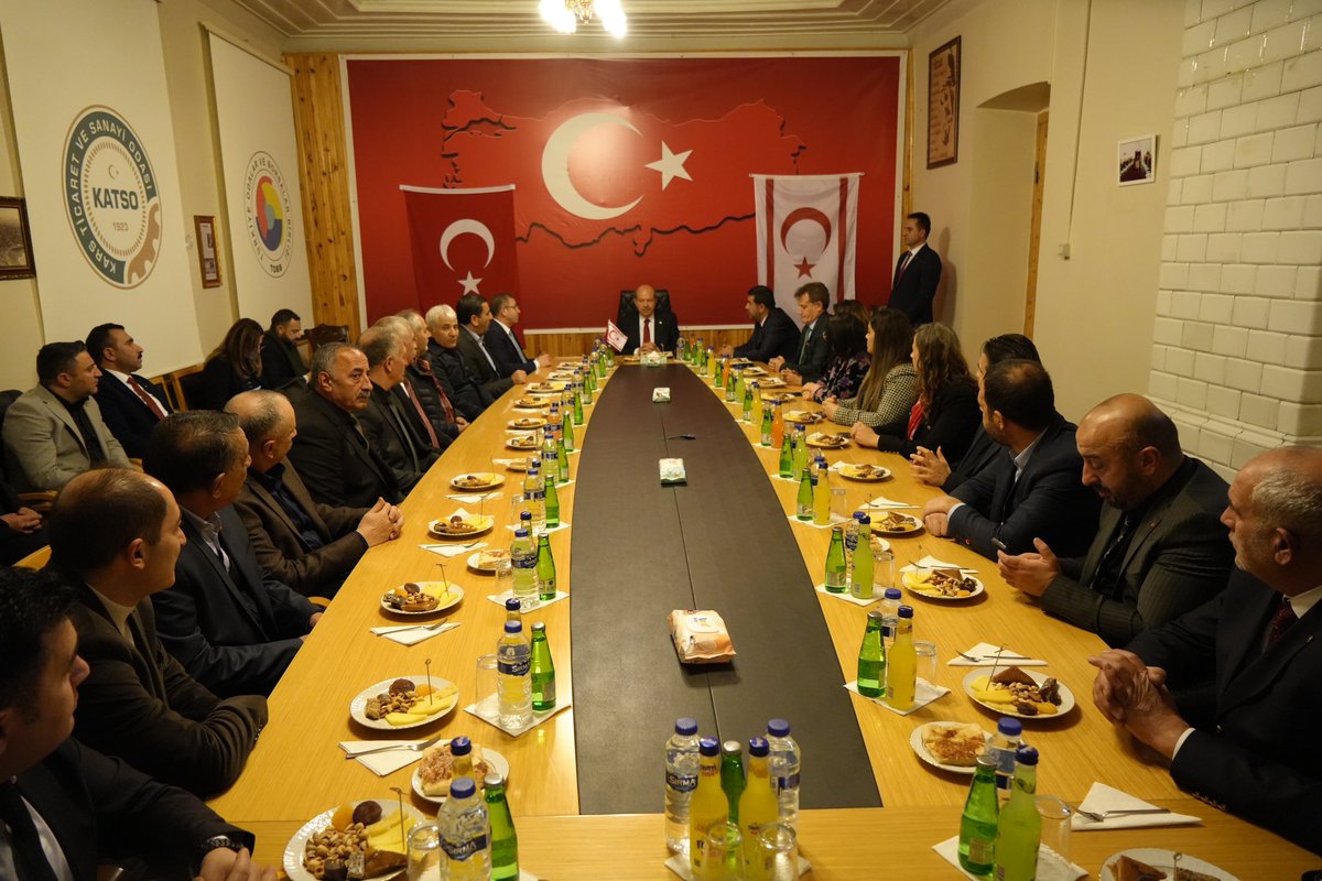 karstso36's tweet photo. KKTC Cumhurbaşkanı Sayın Ersin TATAR’ı Odamızda ağırladık. 
Yönetim Kurulu Başkanımız Sayın Kadir BOZAN’ın ev sahipliğinde yapılan ziyarete; Valimiz Sayın Ziya POLAT, KKTC Ulaştırma ve Bayındırlık Bakanı Sayın Erhan ARIKLI ve Yönetim Kurulu ve Meclis üyelerimiz katılım sağladı. https://t.co/bGIcN1rBJ5