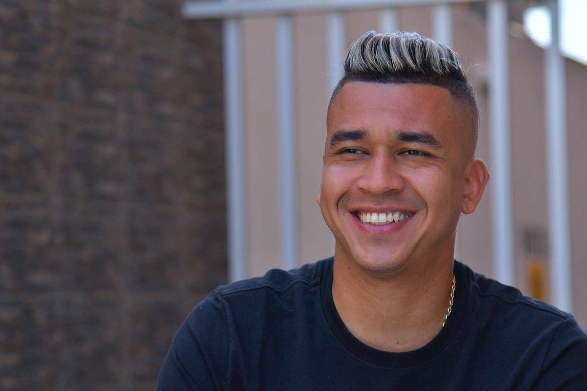 CamerinoJunior's tweet photo. ¿Es Victor Cantillo el jugador que necesita Junior para la mitad de la cancha ? 

Si 🔄
No ❤️

#CamerinoDeportes https://t.co/rUhp6fsSUT