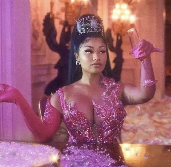 HipHopAllDay's tweet photo. 2023 was @NICKIMINAJ's biggest ever year on Spotify with over 5 BILLION streams across all credits 🎀👑

She remains the most streamed female rapper of all time. https://t.co/WBOcsuvNmK