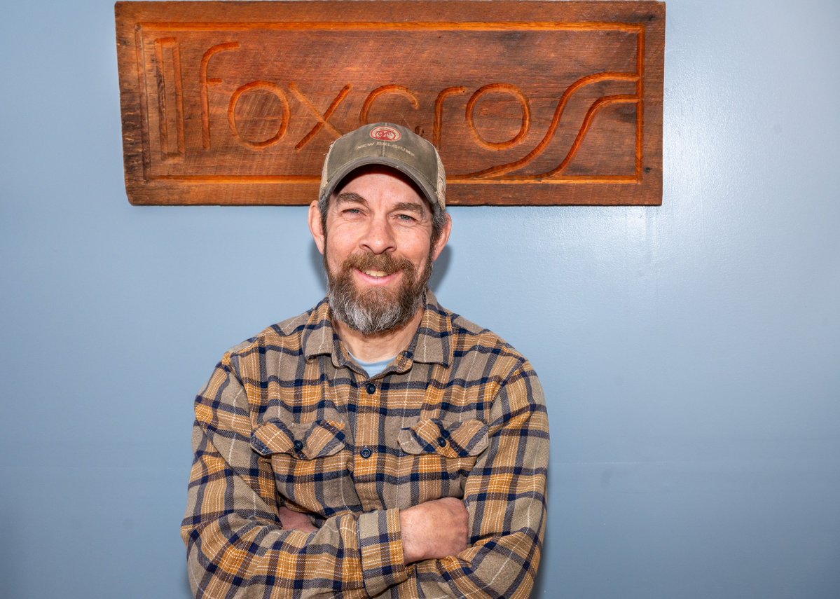 southmtnjrnl's tweet photo. Step into the world of Dirk Martin's pottery, where artistry, heritage, and nature converge to create timeless masterpieces. Click the link below to discover the beauty and magic of Foxcross Pottery. 🌟 #potterytrail #pottery #artist #WednesdayInspiration https://t.co/wYvGdozFXY https://t.co/sybdyu8czc