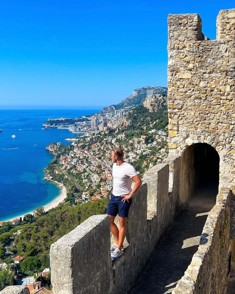 frrivieraguide's tweet photo. Roquebrune-Cap-Martin. By Alexis Pierre. #roquebrunecapmartin #capmartin https://t.co/e4kIhEfgYz
