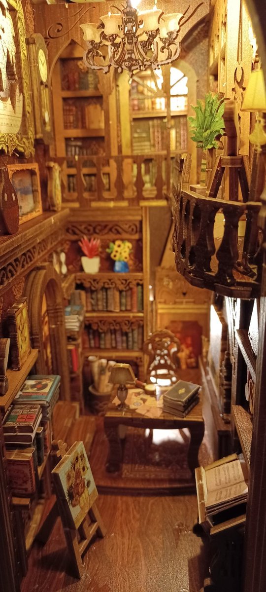historical_kate's tweet photo. It is a truth universally acknowledged that I am terrible at sitting down & sitting still. Apart from gluing my fingers together as well as bits of wood to me & the dogs I have loved every second of making this! And I got to relax - unheard! #booknook #minilibrary #relax https://t.co/117TJ5t4Tz