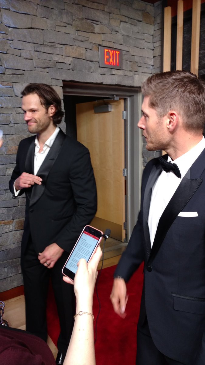 J2 Love Bot (@j2inharmony) on Twitter photo 