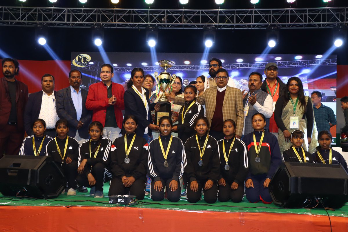 DipikaPS's tweet photo. Congratulations to the Winners, Runner-up & 3rd place team of the 2nd Sub junior Fast5 National Netball championships at Gandhi Maidan, Godda.
#NetSetGo #NetSetGoJharkhand https://t.co/IpEZSM5fI8