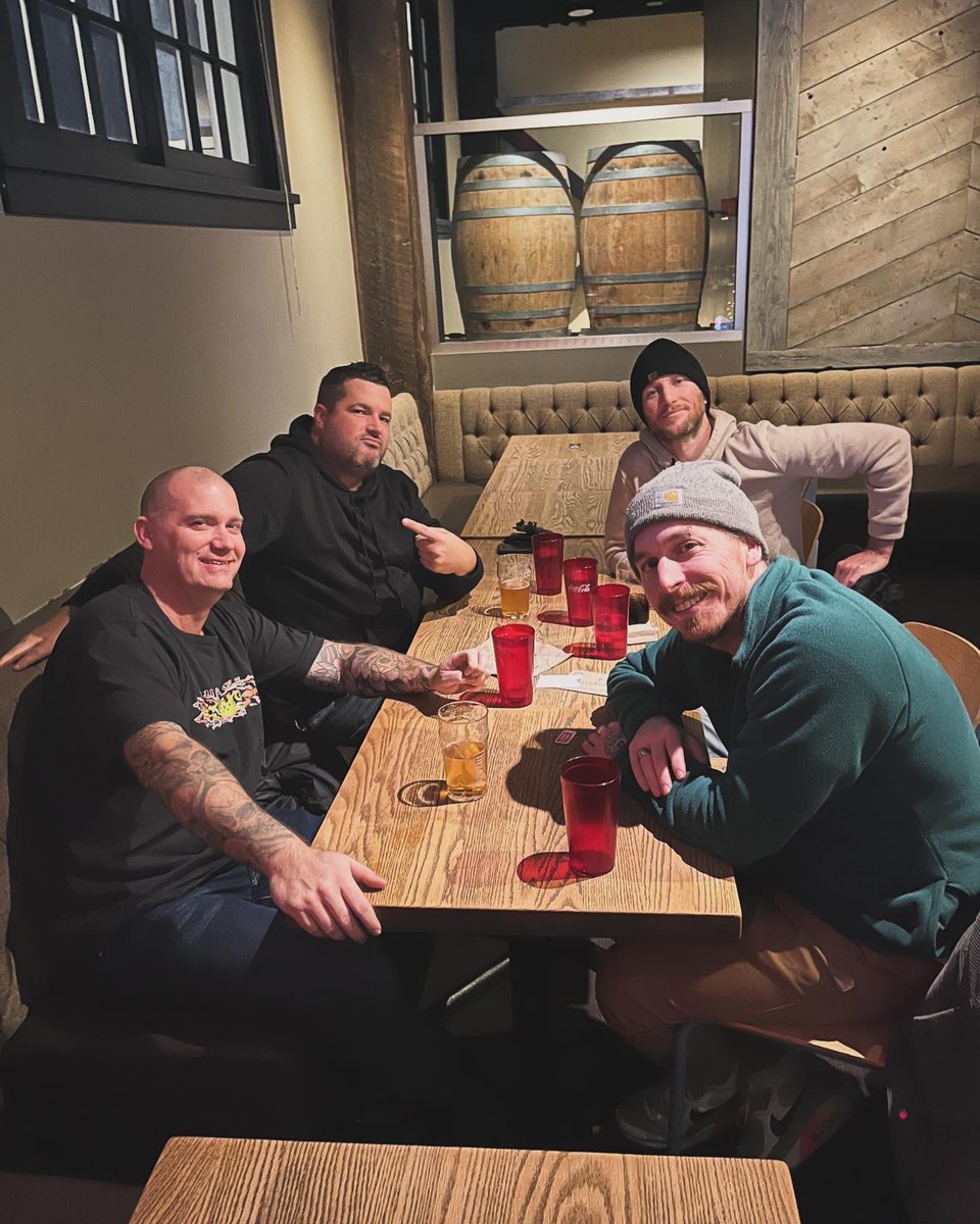 Congrats to Kiss Me Kevan on taking🥇and Graham Showed Up on taking🥈last night at <a href="/brewhallyvr/">BREWHALL</a> with <a href="/TheCarmenCruz/">Carmen Cruz</a>! We’ll see you next Tuesday!