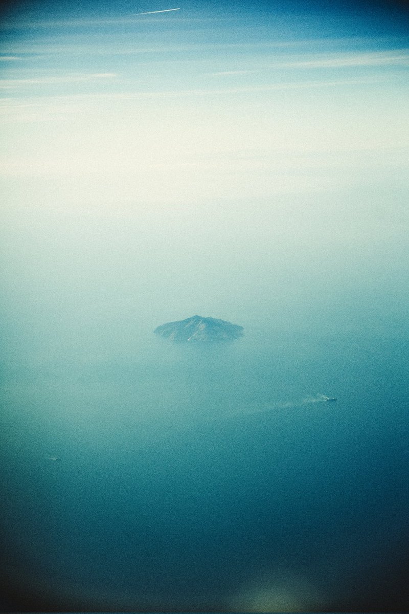 isaac_cyel's tweet photo. Rome pt. 2 (et photos depuis l'avion)

Je sais même pas laquelle je préfère dans cette série je suis trop fier https://t.co/Q6wpjas38Y