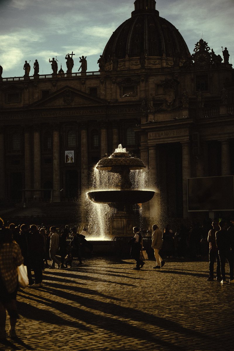 isaac_cyel's tweet photo. Rome pt. 2 (et photos depuis l'avion)

Je sais même pas laquelle je préfère dans cette série je suis trop fier https://t.co/Q6wpjas38Y