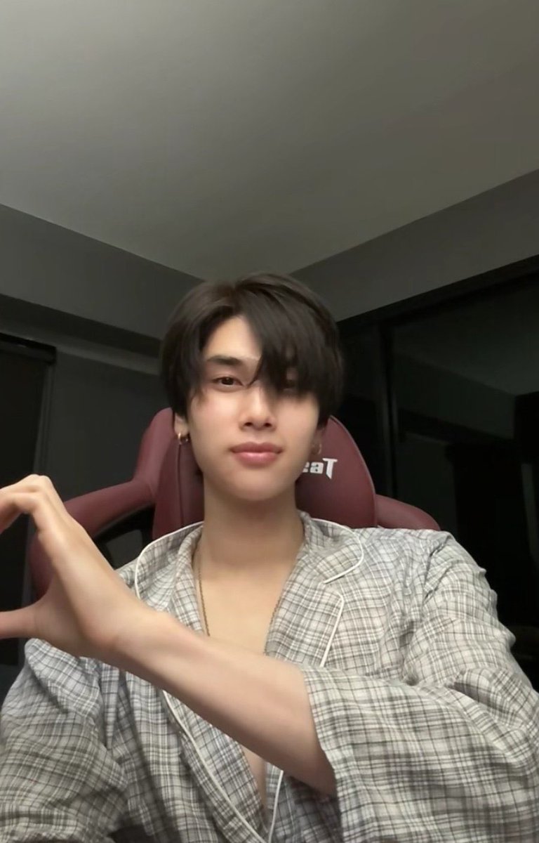 dunknatachai's tweet photo. goodnight ❤️ https://t.co/CUDvlxwjNr