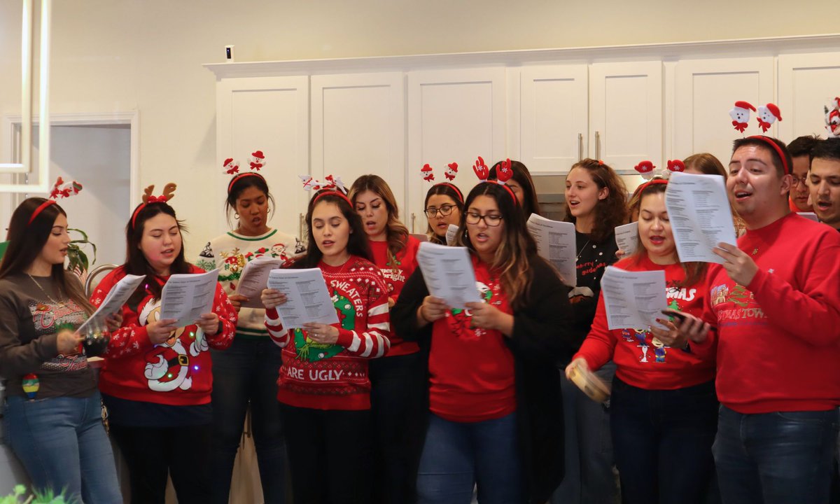 GLD_Law's tweet photo. Taking our festive tunes on a road trip, because it's time to 'wheely' rock around the Christmas tree! 🚗🎄🎶

#StillInTheHolidaySpirit #Davis&amp;Associates https://t.co/MjZ32vuEfh