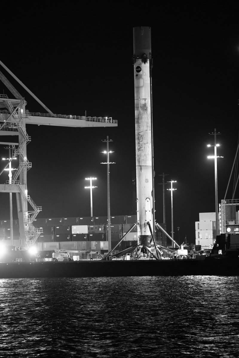 richseiling's tweet image. RIP booster B1058, record holder for making 19 launches and landings before falling over in high seas.   Glad I could se her launch and I appreciate the drive of @SpaceX to keep flying her and pushing the frontiers of space further. Ad Astra B1058