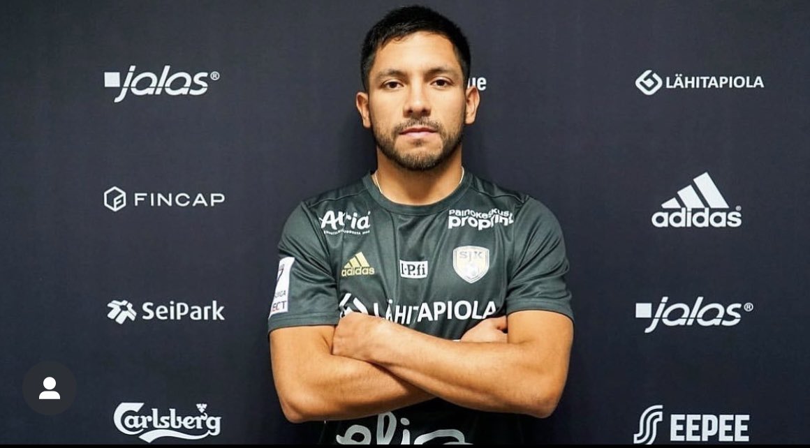 mcupurapasion's tweet photo. ¡Nuevo refuerzo!
#DiegoRojas se transformó en nuevo refuerzo de #CuricoUnido.
El volante viene de jugar en #Finlandia durante la última temporada, donde viene de convertir 6 goles. Además ya fue dirigido por Bozán en San Luis de Quillota.
#ElCurixMCU #Curico #CuricoUnido https://t.co/OzIGF5r7sj