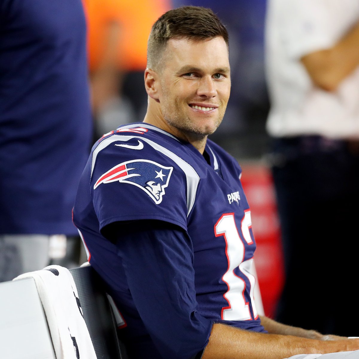 NFLonCBS's tweet photo. Only two QB since the merger have the exact record of 57-19 through their first 76 starts

Tom Brady
Lamar Jackson https://t.co/BlAXg6oWdZ