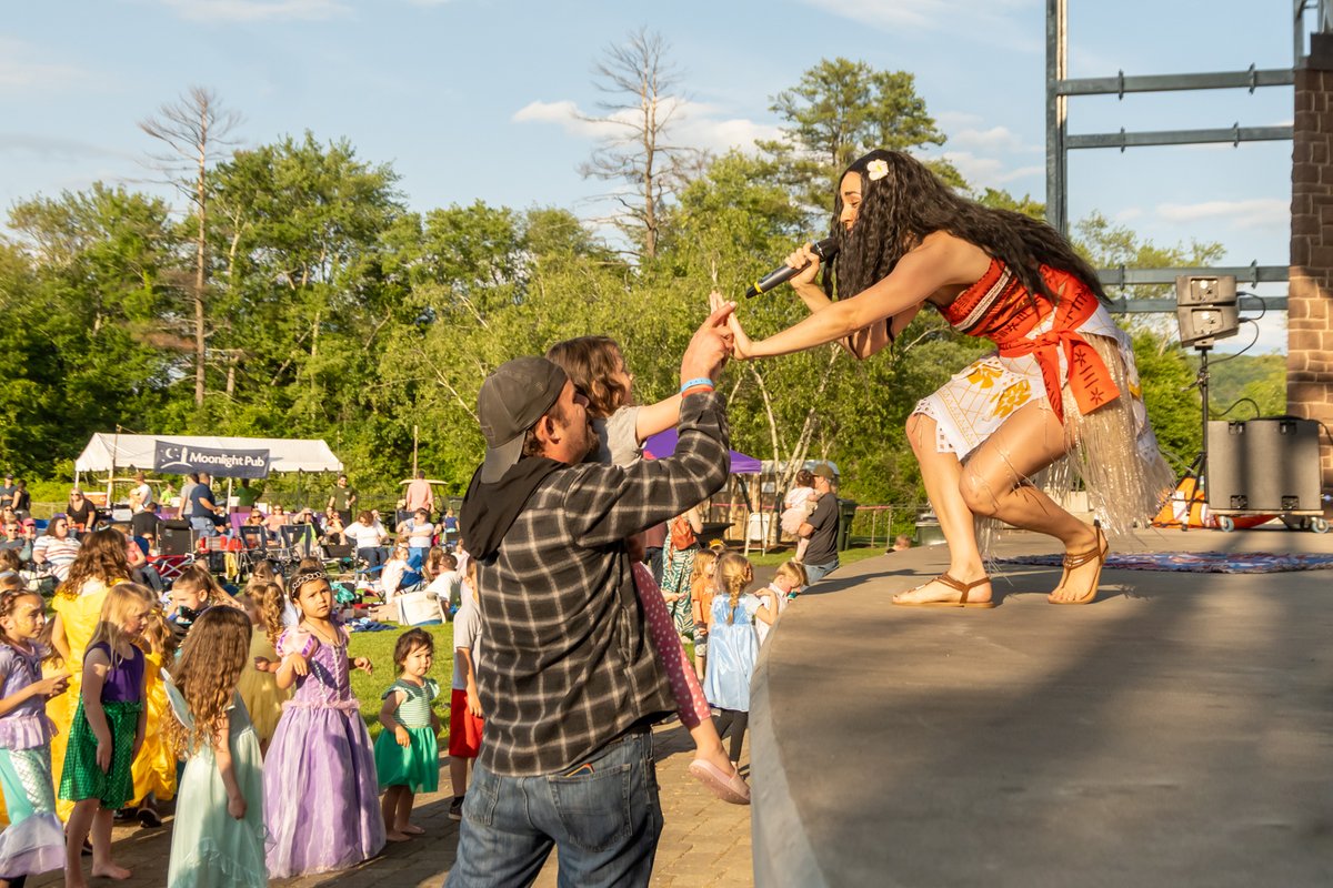 📸 Photo of the day: <a href="/TheLittleMermen/">The Little Mermen</a> at Simsbury Meadows | June 2023 (stay tuned for 2024 show announcements!)

⭐️ What’s your favorite Disney movie? Comment below!

Photo by: #CaptureVisualMarketing
