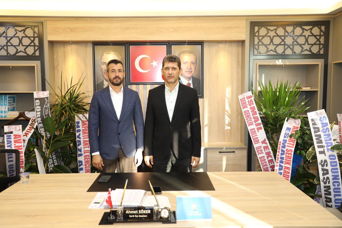 ahmetsoker7's tweet photo. AK Parti Antalya İl Başkanımız sn Ali Çetin, ilçe teşkilatımıza hayırlı olsun ziyaretinde, Aday Adaylarımız ve önceki dönem ilçe Başkanlarımızla birlikte ağırladık
İl Başkanımıza teşekkür ediyorum.

İlk günkü aşkla durmak yok, yola devam !

@alicetin_07 https://t.co/5Md6moACCx