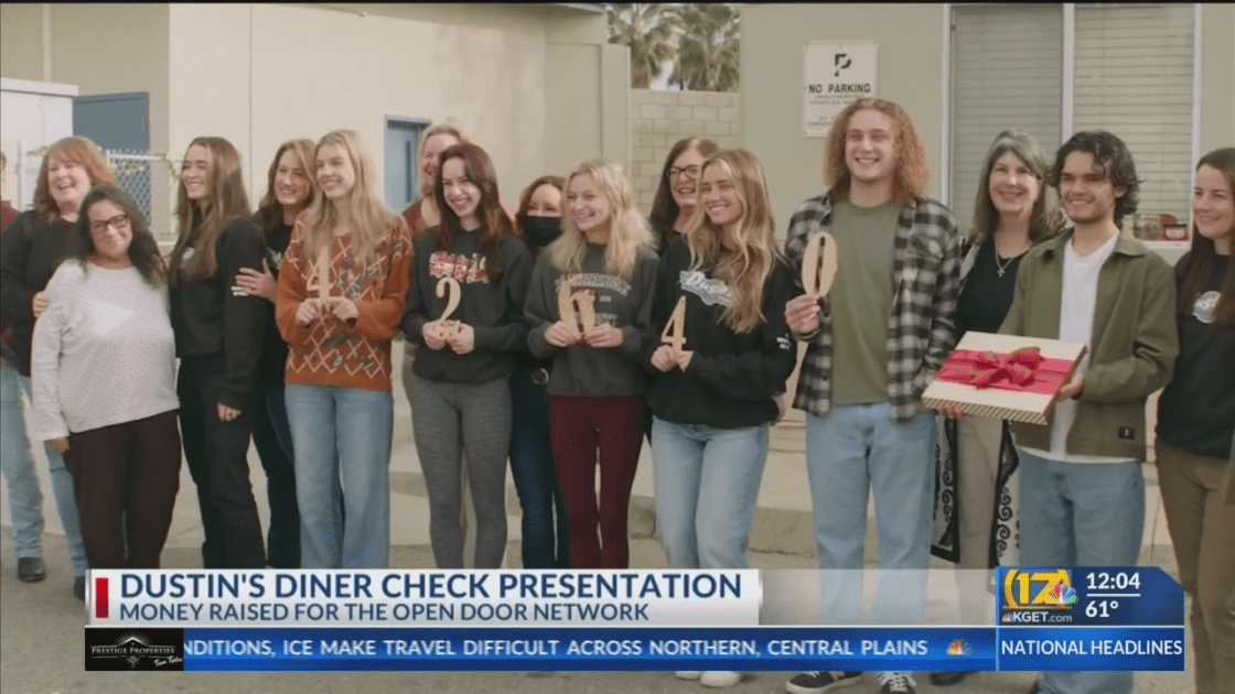 Dustin's Diner has closed up shop for the season, but not before presenting the money raised this year to the Open Door Network. trib.al/B2FgwXW