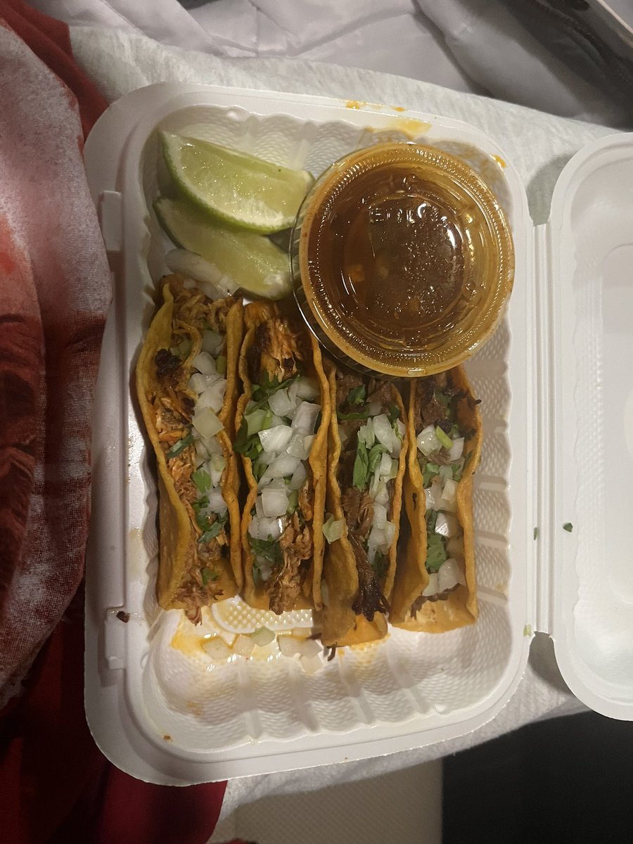 phase_pop's tweet image. tacos again #caredition