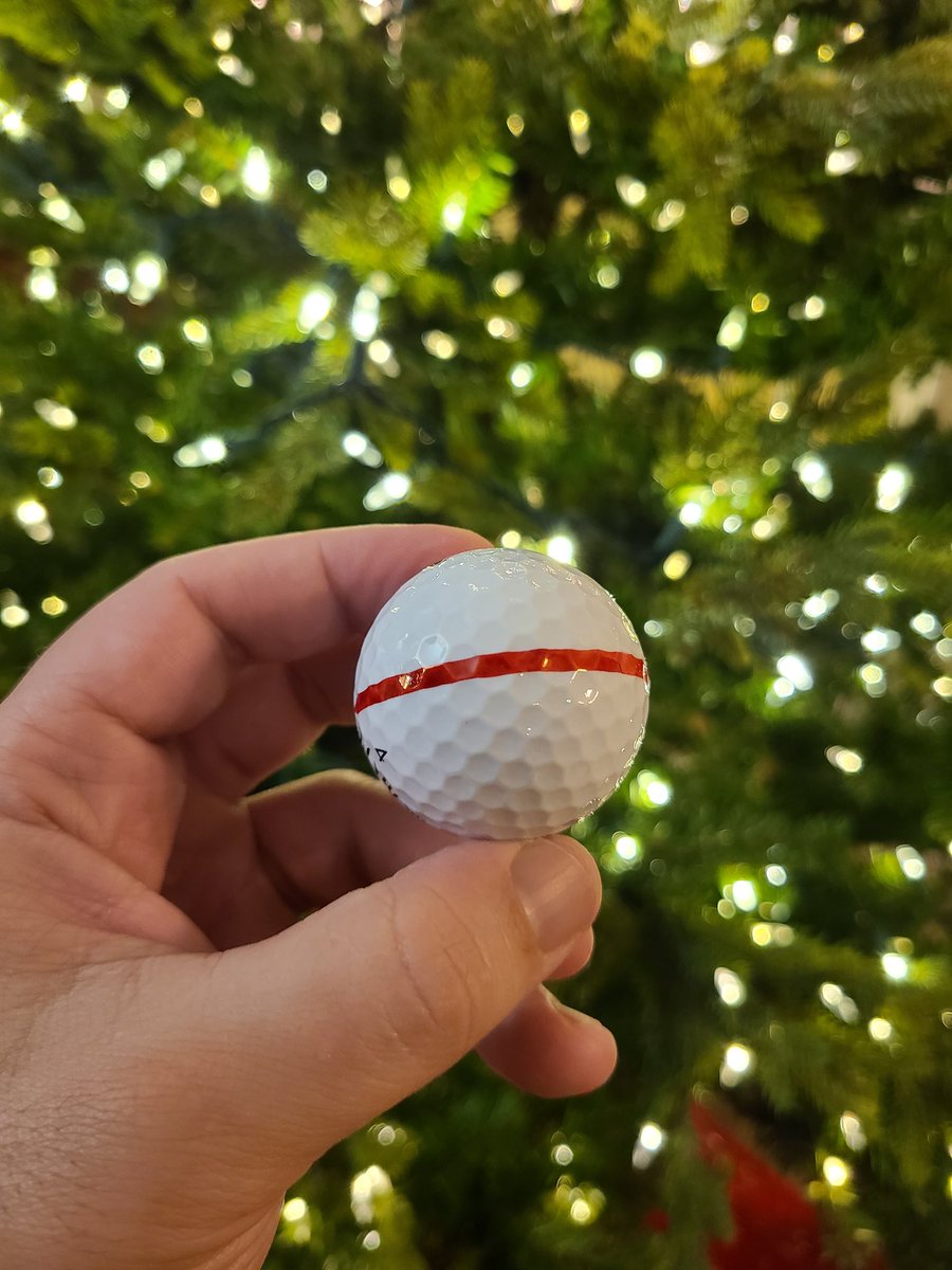 GreenKeepersInc's tweet photo. Treat yourself with the best ball marking tools at https://t.co/EVlcpjjGXU #golf #golfer #GolfAddict https://t.co/kPtHpIxNQB