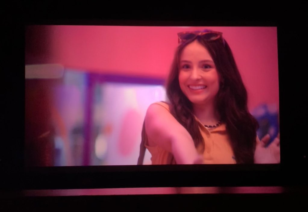 refugiolarim's tweet photo. @larimanoela Finalmente consegui assistir "Tá Escrito"!
Mais uma vez muito orgulhosa da @larimanoela e do @AndreLFrambach 🩷✨ https://t.co/GqMQNpX8sf