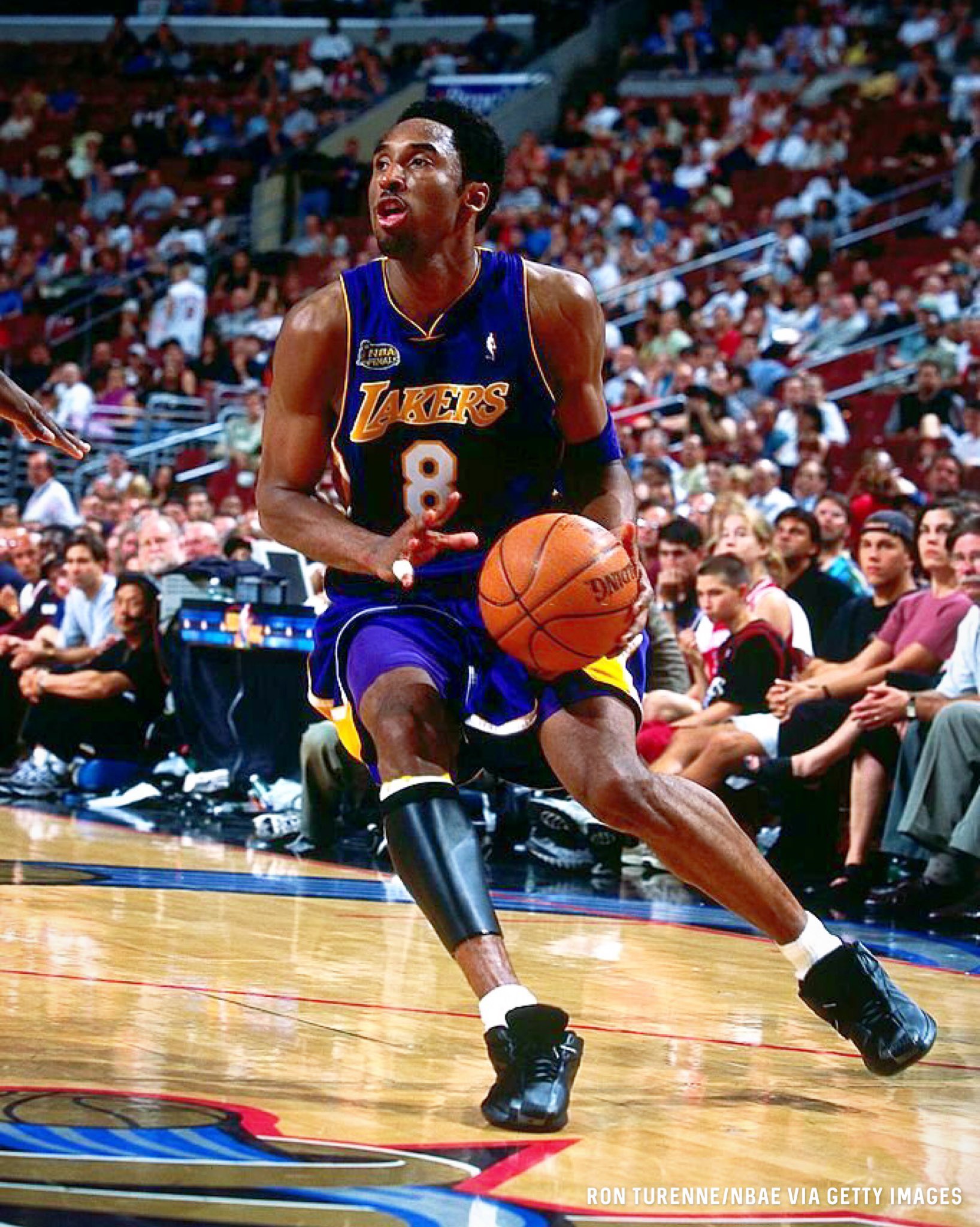 ThrowbackHoops on X: When elite players wore the calf sleeve 🔥   / X