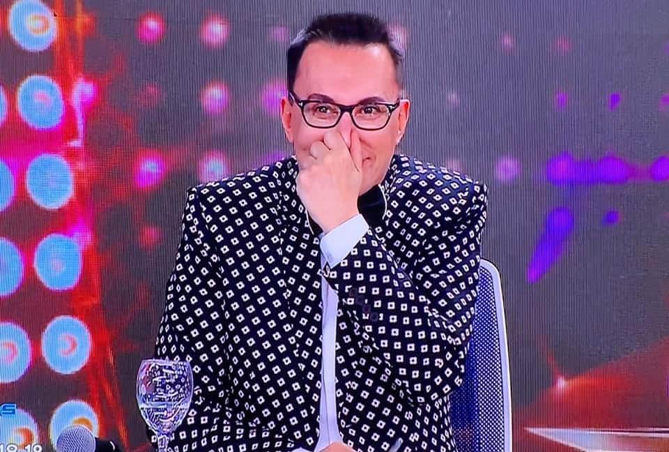 infectedbyjolex's tweet photo. cuando se enteren que no fue idea de gran hermano sino de furia y todos se divirtieron gracias a ella  #granhermano https://t.co/EVrhCH2czA