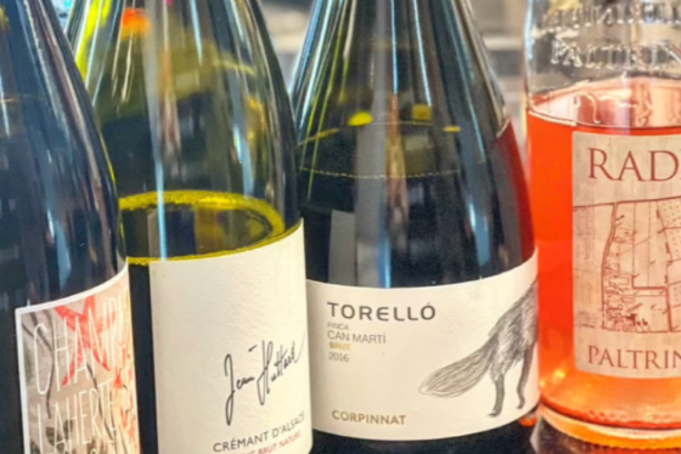 NycciNellis's tweet photo. 🍷Can’t forget about the seasonal sips… ~ @JackRoseinDC &amp; @theimperialdc + #AnyDayNowDC + @dLenaDC + @GamberoRossoINT + @thedabneydc + @Kingstoysterbar + @LapisDC + @TheTreeHouseDc + #StJamesDC + @TacoBamba + @ShopTysons ++
https://t.co/icN8SNXPxB https://t.co/3scA8NetKD