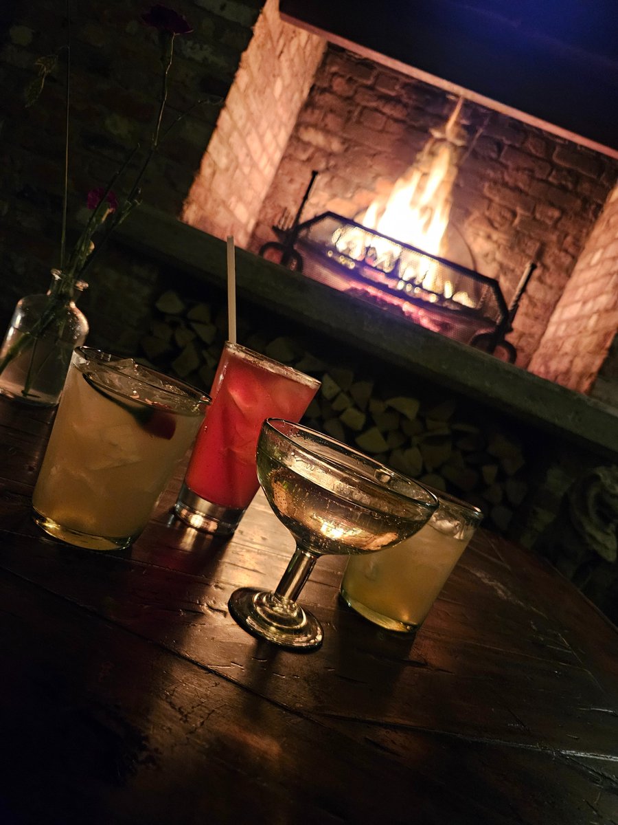 GilhamGremo's tweet photo. And relax 🙏🥂
@sohohouse #SohoFarmhouse
@cotswoldlife #Friends #SecretEscape #KidFreeBreak #Cotswolds https://t.co/NZB3gKJ0xO